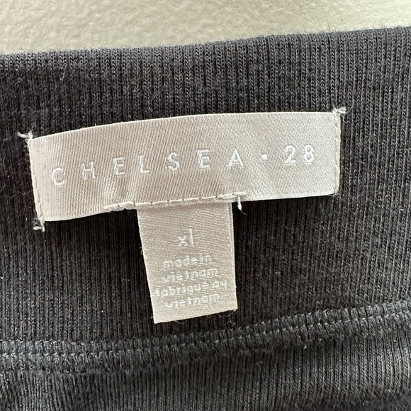 Nordstrom Chelsea 28 Black Soft Ribbed Sweater Knit Side Slit Midi Skirt Size XL - Picture 9 of 12